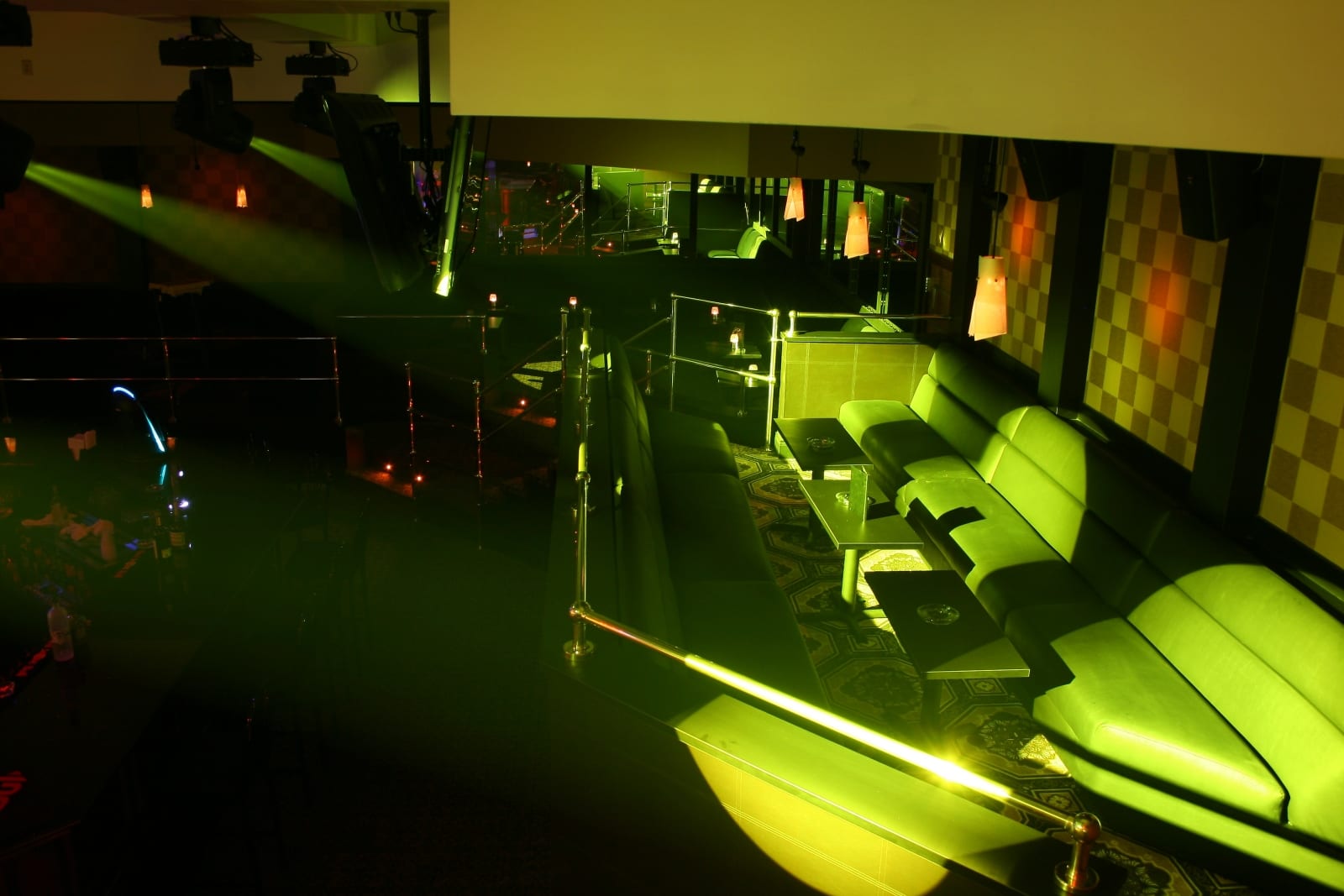 Purchasing Bar and Nightclub Furniture - Top 5 Tips