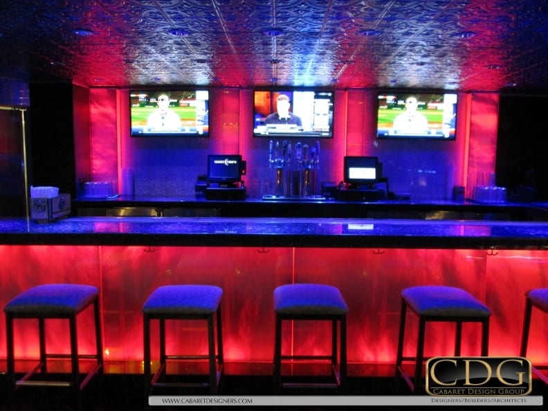 Photo of bar with Chill-Rite 32 draft beer system and frost rail
